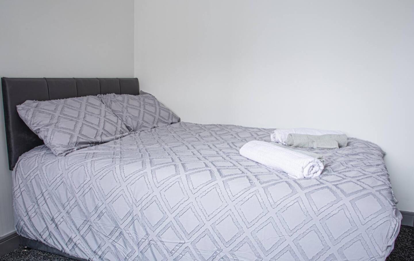 Flow Homes Stoke-on-Trent Phòng bức ảnh